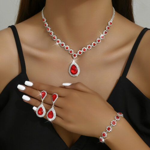 Fashion Jewelry Three-piece Set